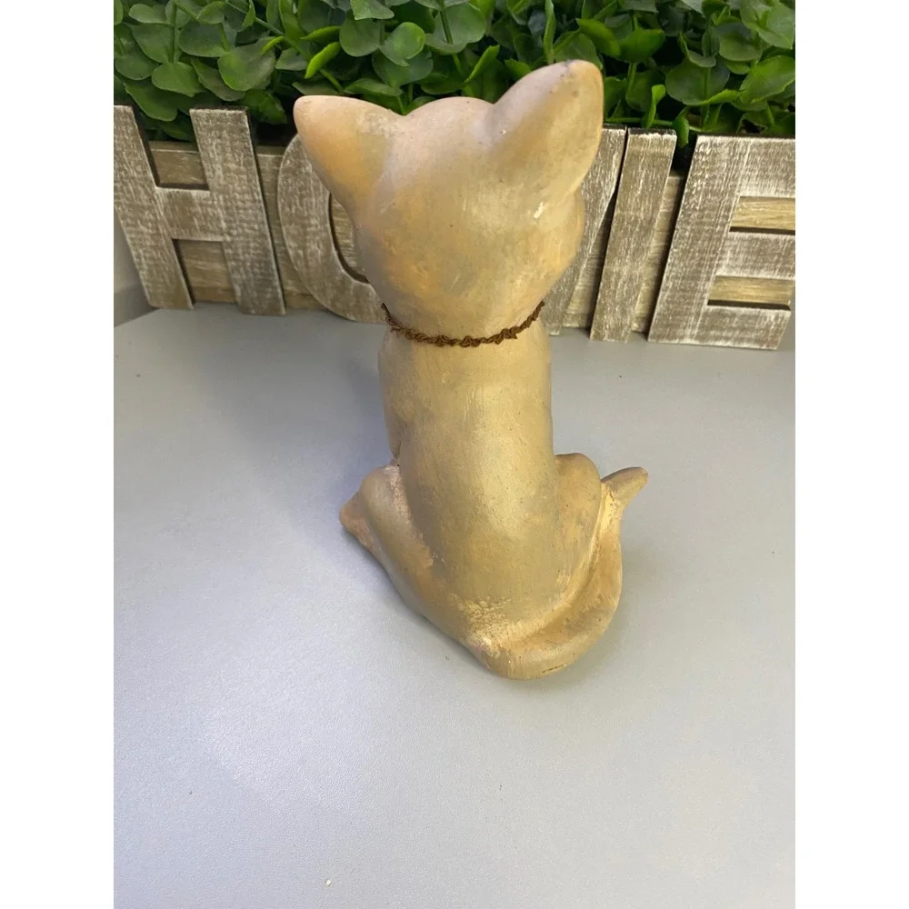 Cute Sitting Kitten Cat Figurine with Necklace Home Decor‎ Accent